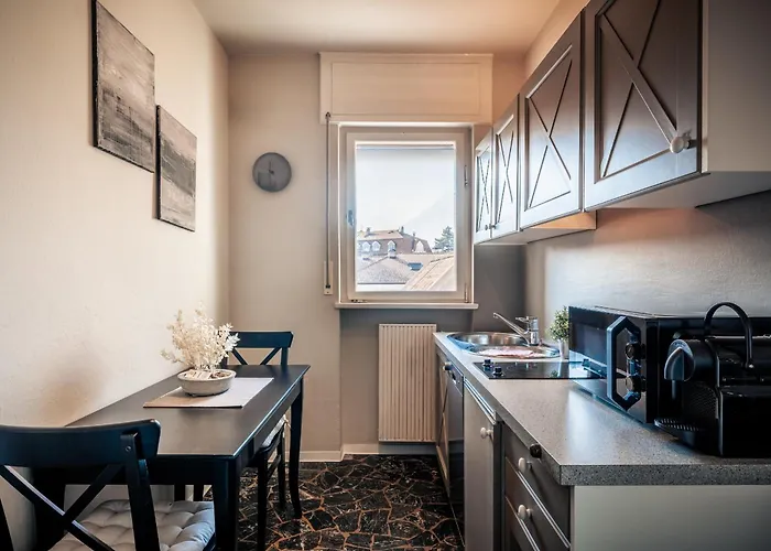 Domus Апартаменти Мерано